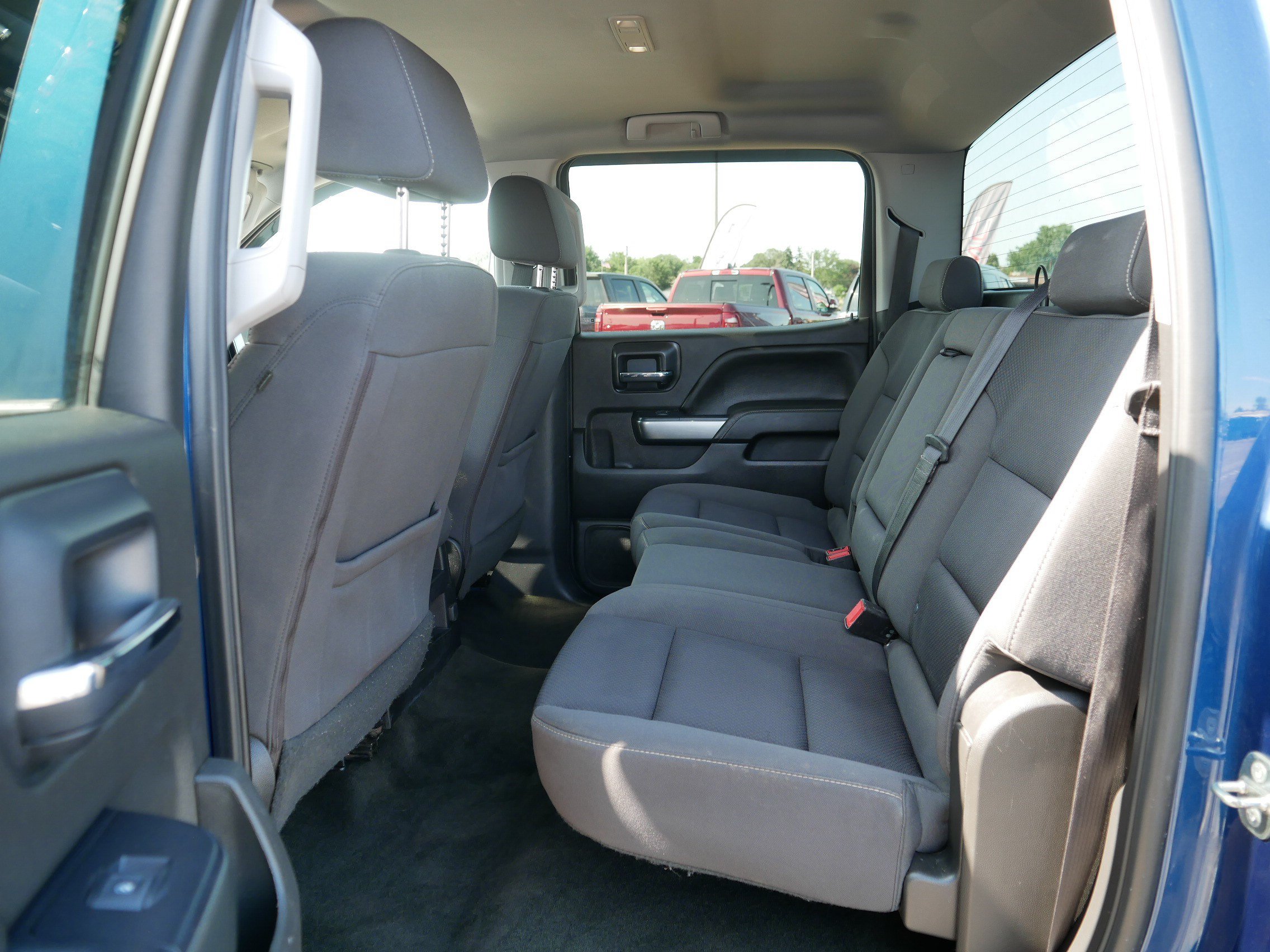 Used 2018 Chevrolet Silverado 1500 LT w/ All Star Edition AWD/4WD image 34