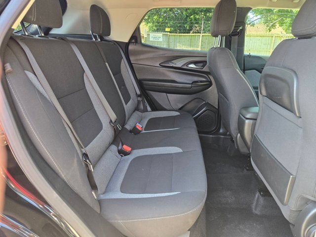 Used 2025 Chevrolet TrailBlazer LT AWD/4WD image 26