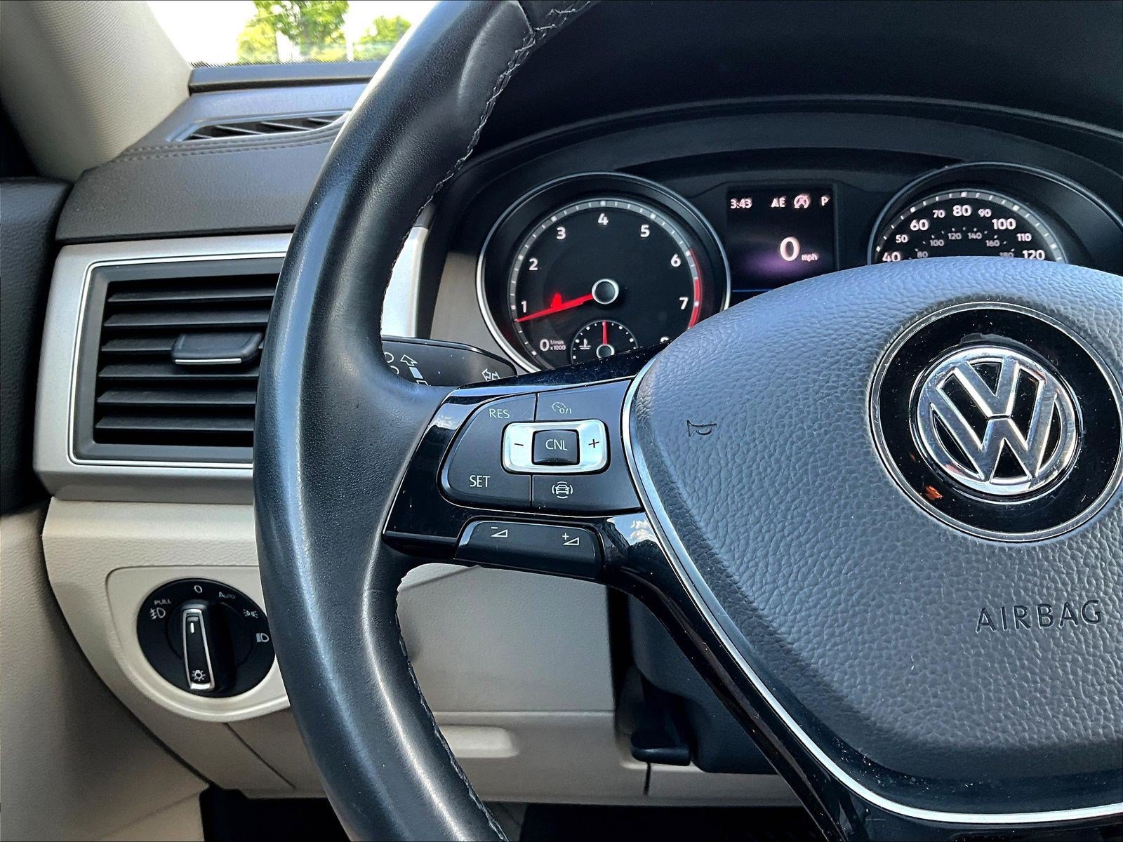 Used 2019 Volkswagen Atlas SE AWD/4WD image 11