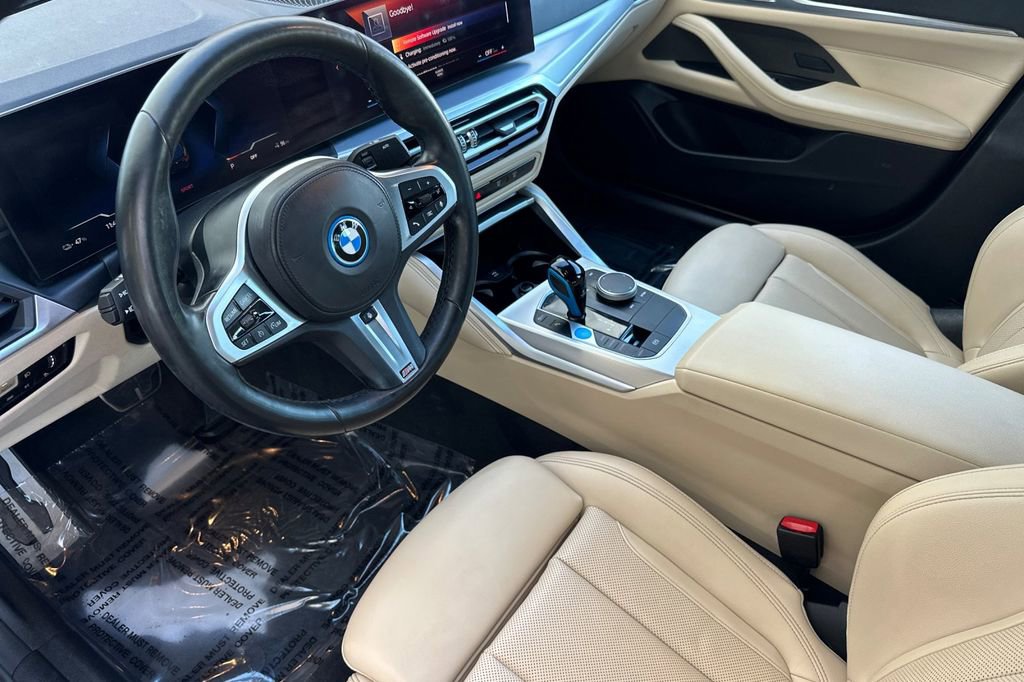 Used 2023 BMW i4 eDrive40 w/ M Sport Package image 9