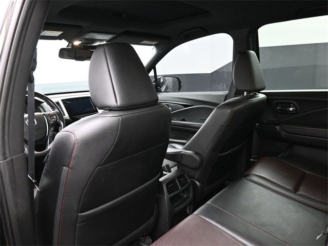 Used 2020 Honda Ridgeline Black Edition image 17
