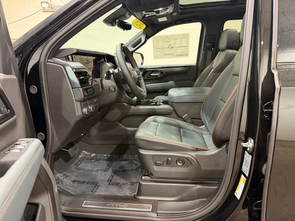 New 2026 GMC Yukon XL AT4 w/ AT4 Premium Plus Package AWD/4WD image 28