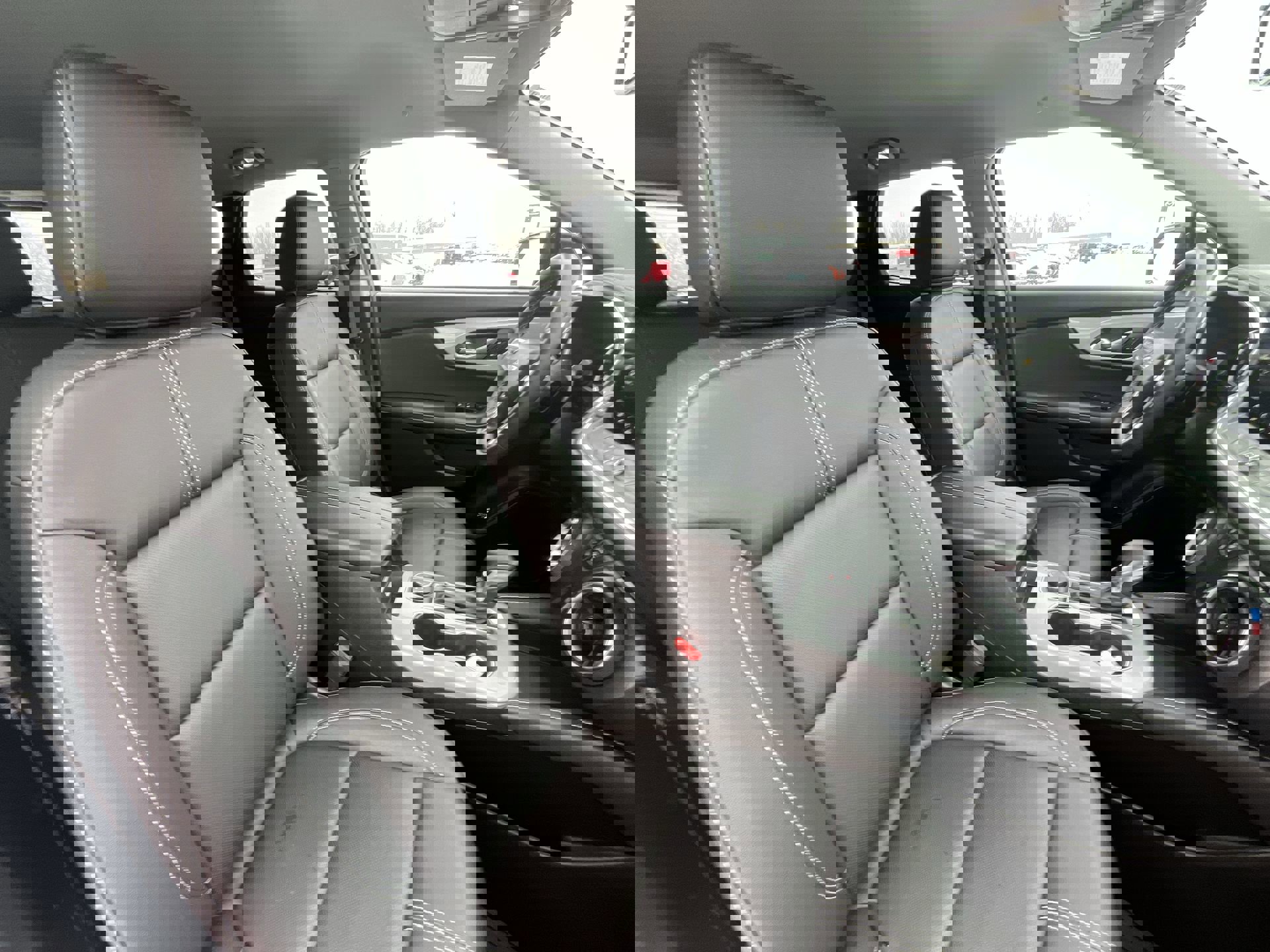 Certified 2024 Chevrolet Blazer LT w/ Midnight/Sport Edition image 28