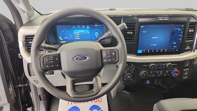 New 2026 Ford F250 XLT w/ XLT Premium Package AWD/4WD image 13
