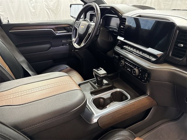 Certified 2023 Chevrolet Silverado 1500 High Country w/ High Country Premium Package image 30