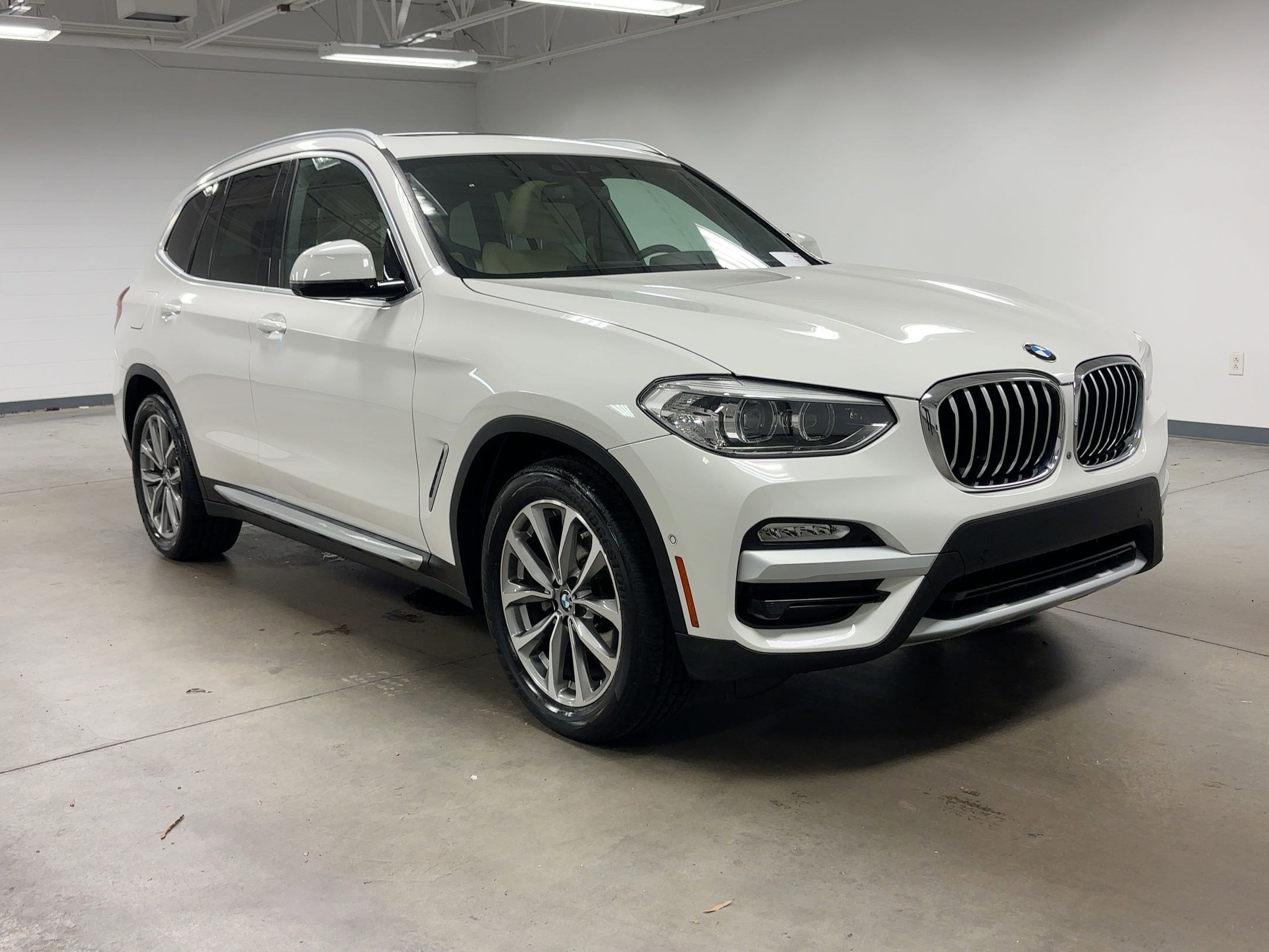 Used 2019 BMW X3 sDrive30i w/ Premium Package image 6