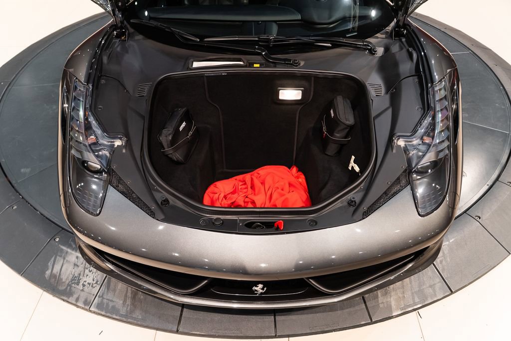 Certified 2014 Ferrari 458 Italia Coupe RWD image 21