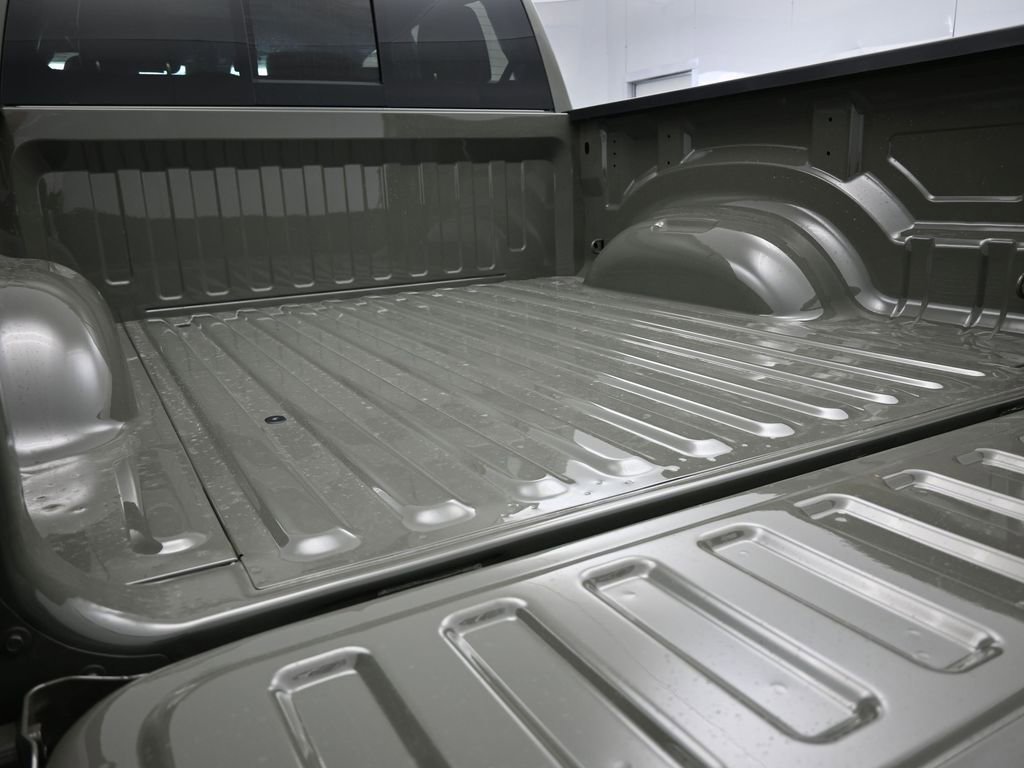 New 2026 RAM 1500 Laramie w/ Night Edition image 37