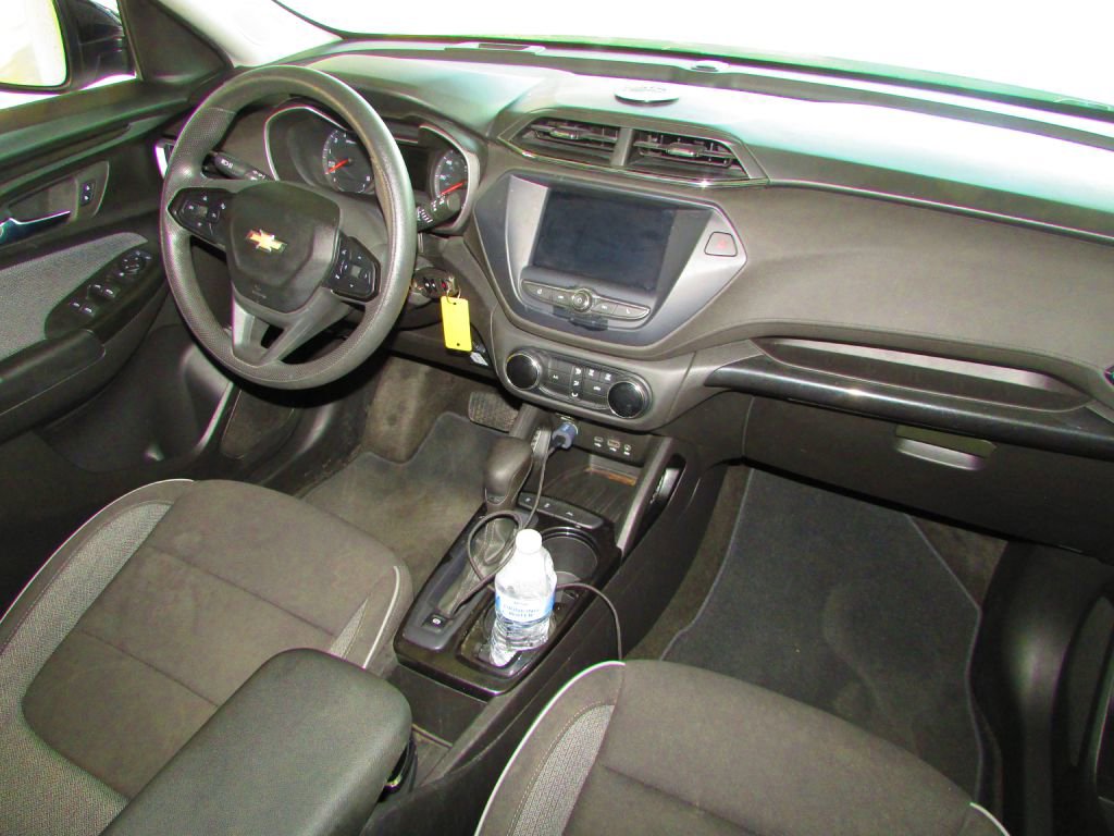 Used 2022 Chevrolet TrailBlazer LS image 21
