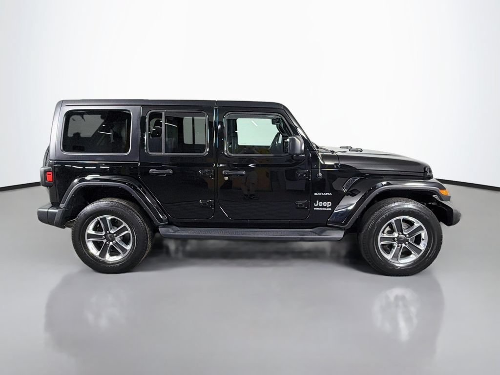 Used 2023 Jeep Wrangler Unlimited Sahara AWD/4WD image 8
