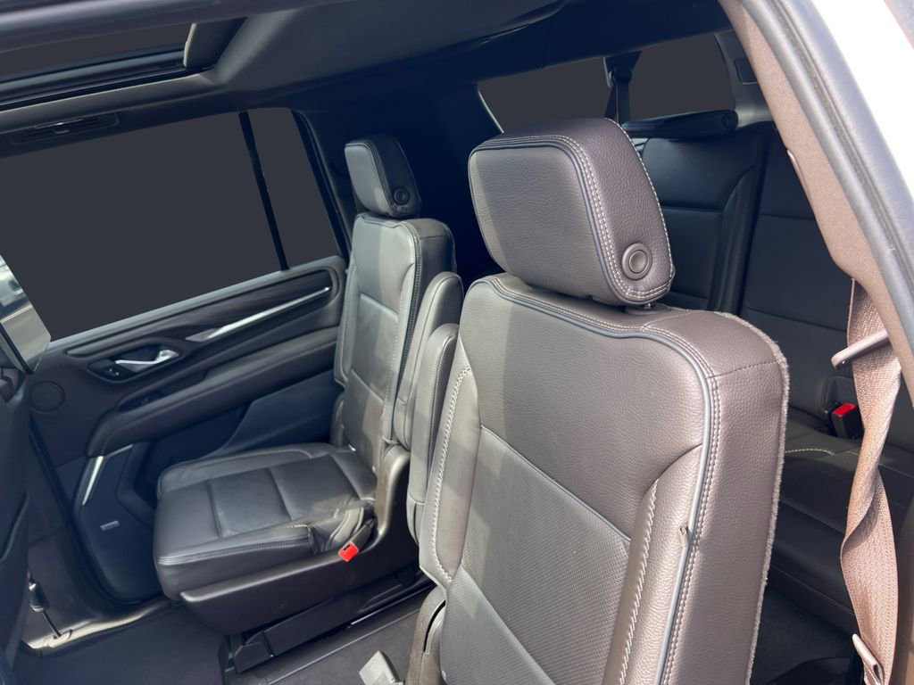 Used 2021 GMC Yukon XL Denali w/ Denali Ultimate Package image 13