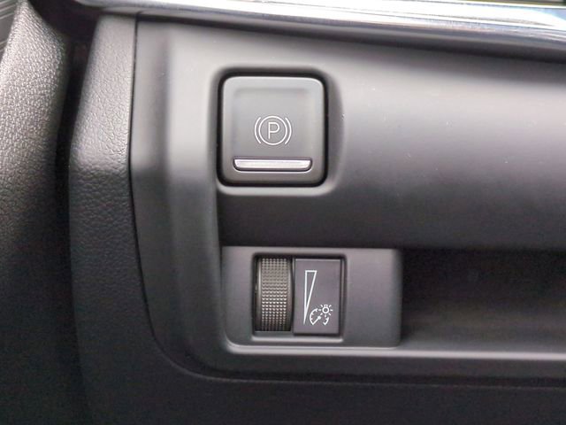 Used 2023 Cadillac CT4 Sport image 21