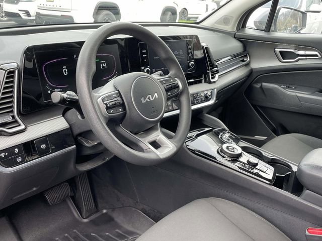 Used 2023 Kia Sportage LX image 7