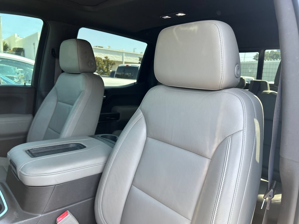 Used 2020 Chevrolet Silverado 1500 RST w/ Texas Edition AWD/4WD image 9