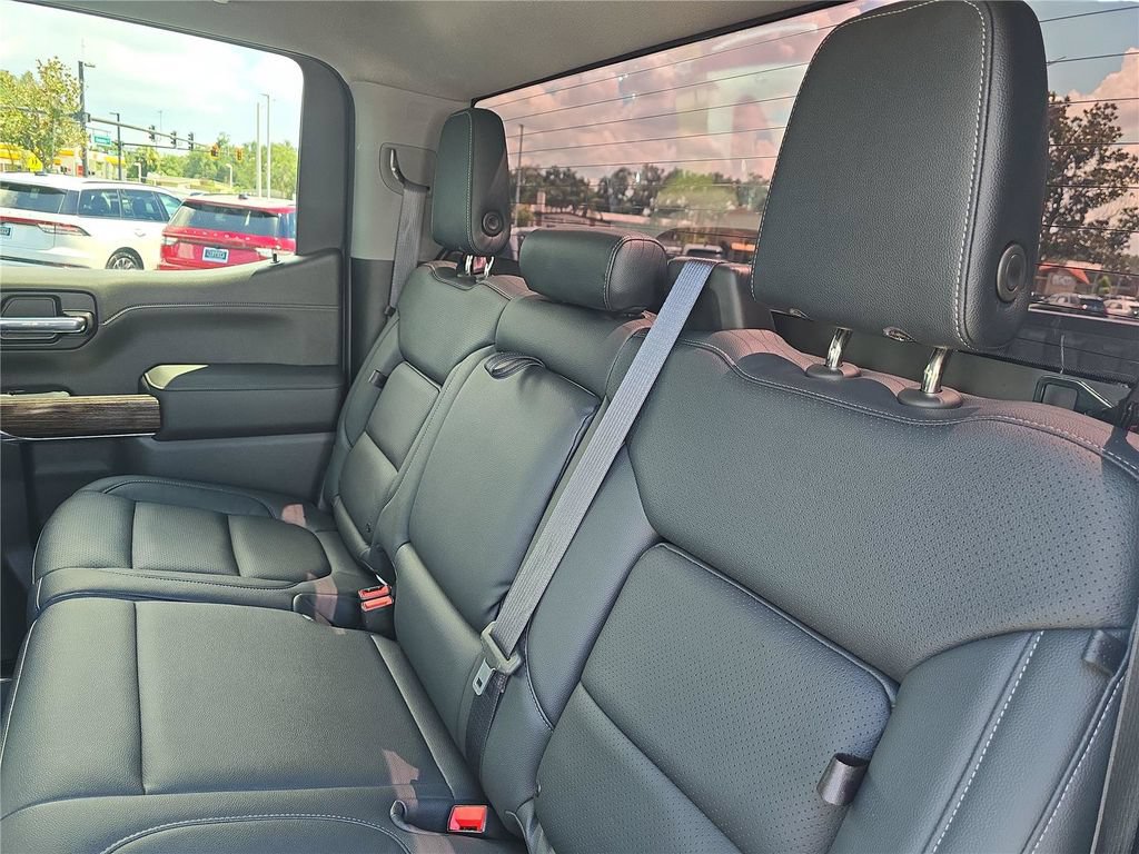 Used 2021 GMC Sierra 1500 Elevation w/ LPO, Elevation Black Package RWD image 17