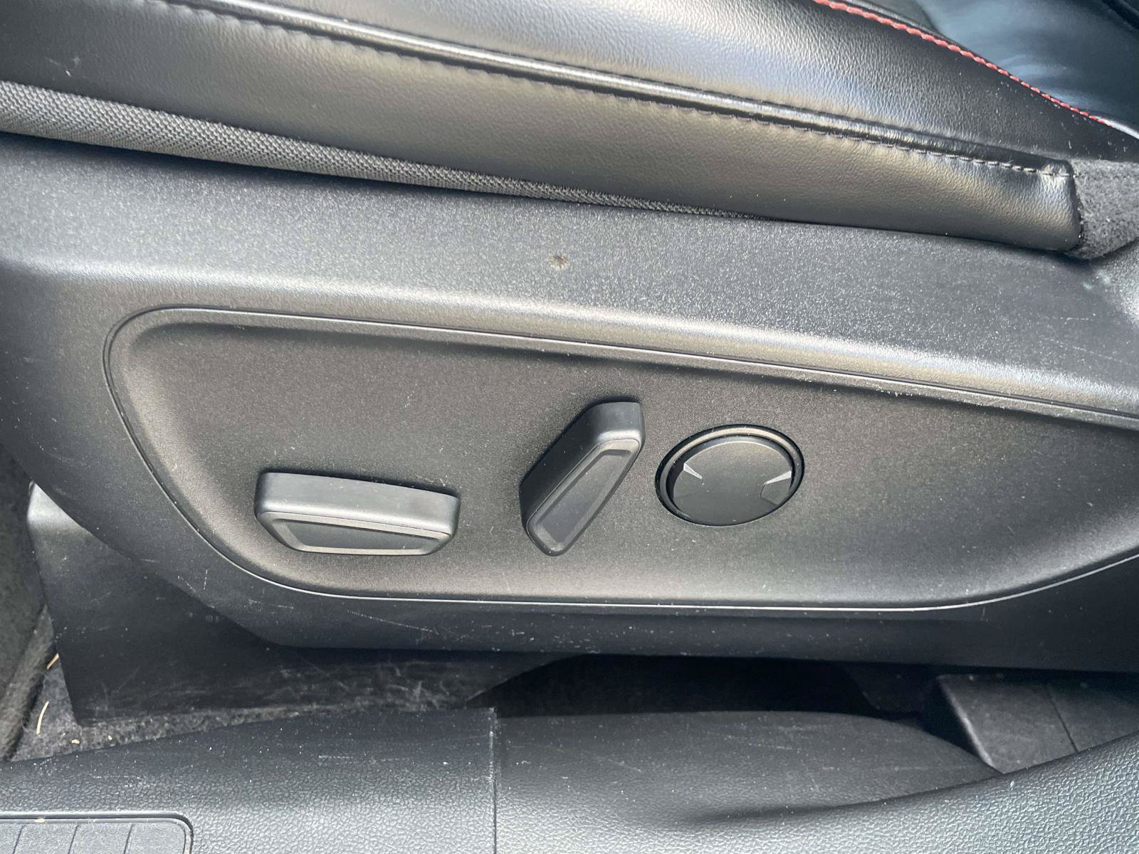 Used 2024 Ford Escape ST-Line AWD/4WD image 16