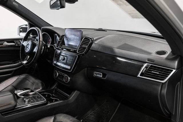 Used 2017 Mercedes-Benz GLS 550 4MATIC image 20