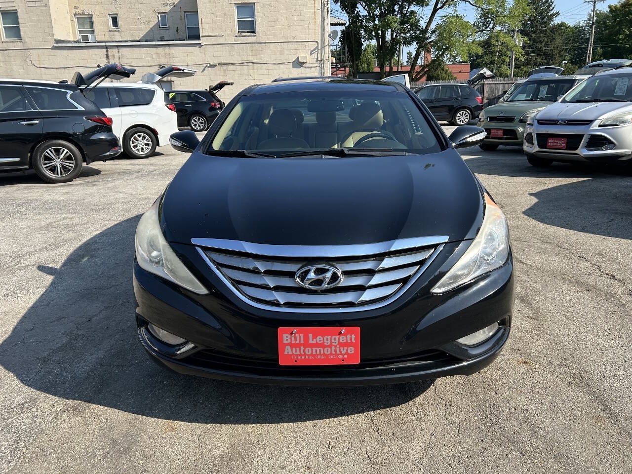 Used 2012 Hyundai Sonata Limited w/ Navigation Pkg FWD image 3