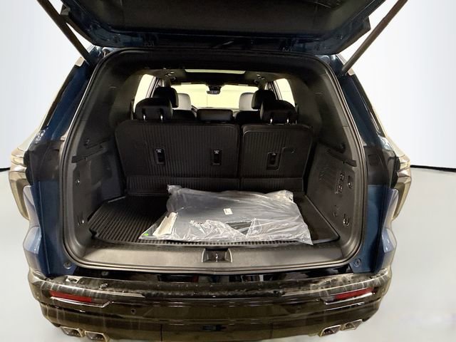 New 2026 Chevrolet Traverse RS w/ LPO, Floor Liner Package image 28