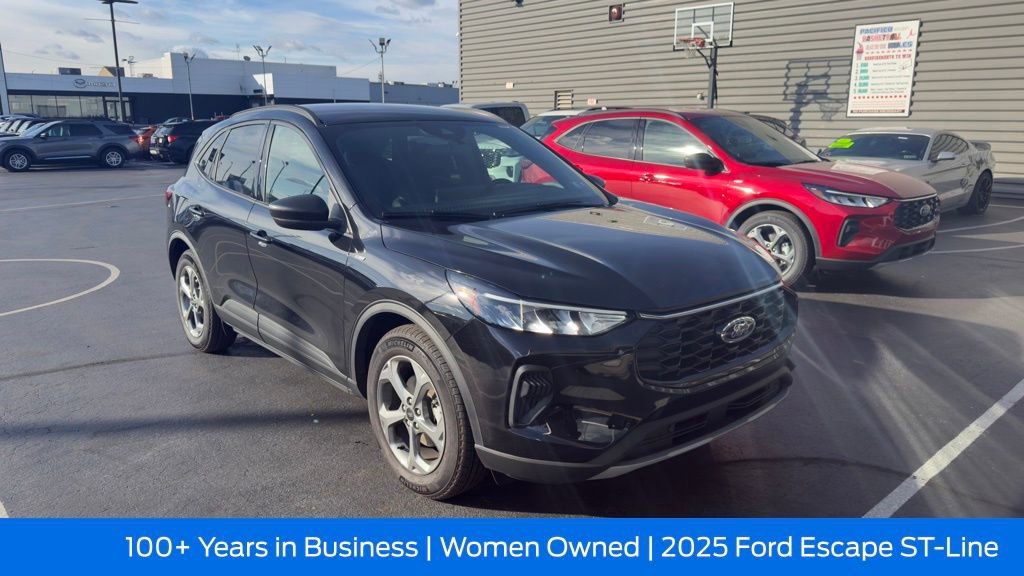 Used 2025 Ford Escape ST-Line w/ Tech Pack #1