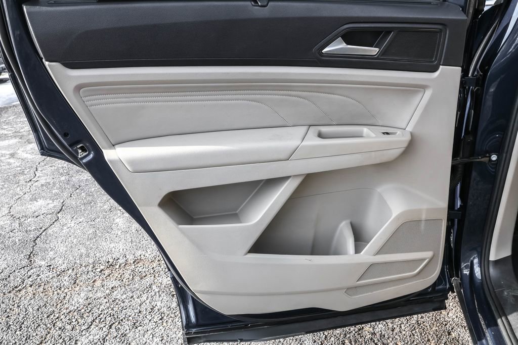 Used 2022 Volkswagen Atlas SE image 27