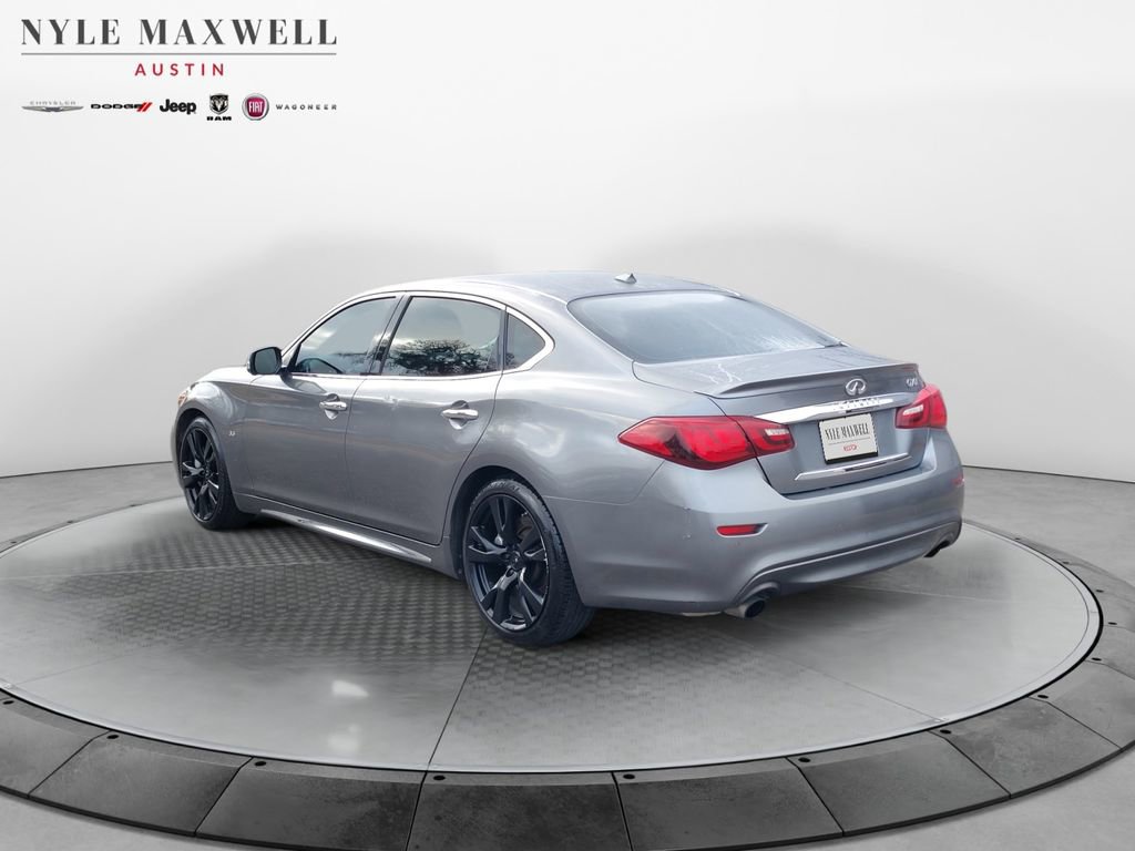 Used 2016 INFINITI Q70 L 5.6 w/ V8 Deluxe Technology Package image 14