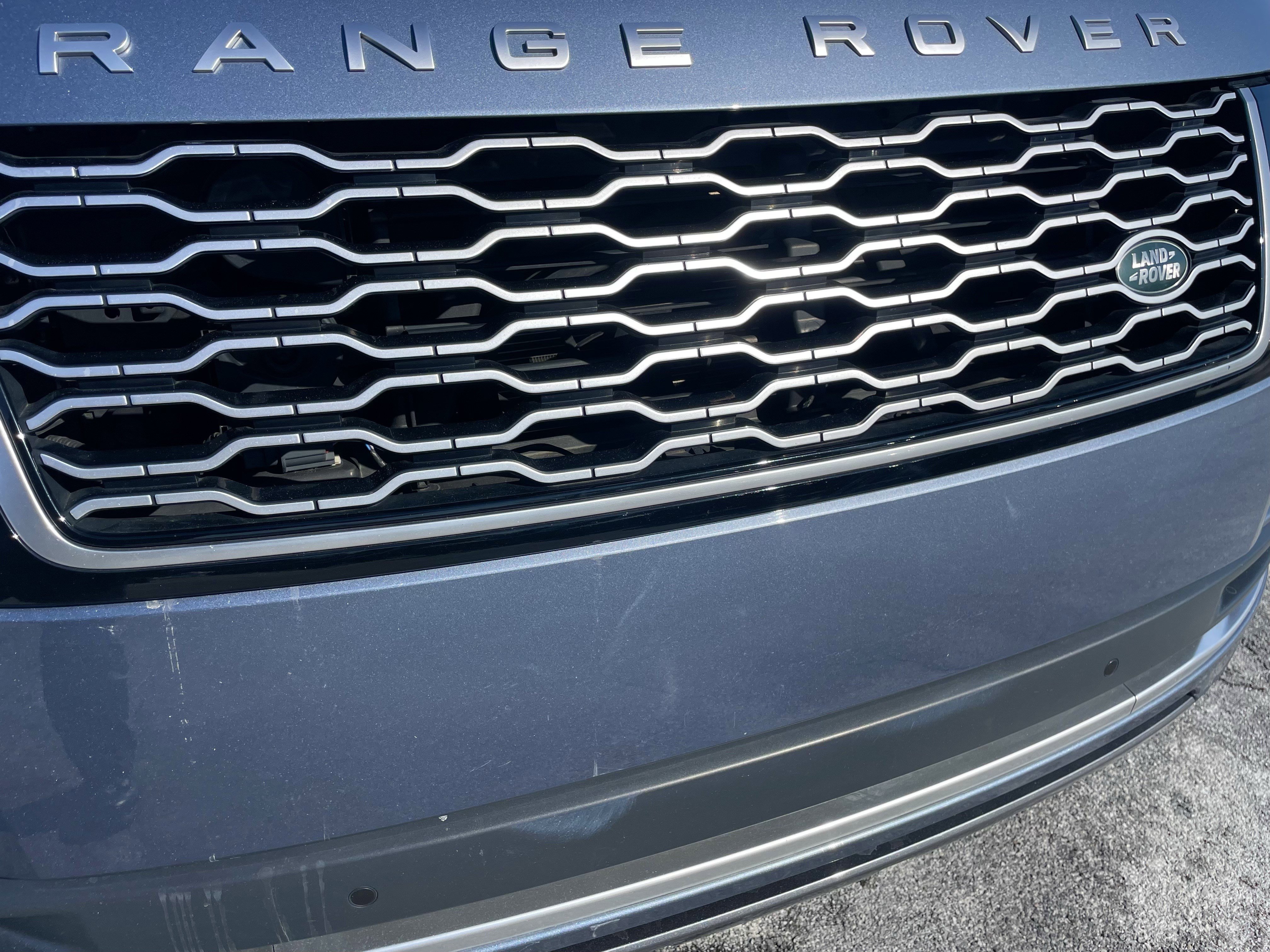 Used 2020 Land Rover Range Rover HSE image 30