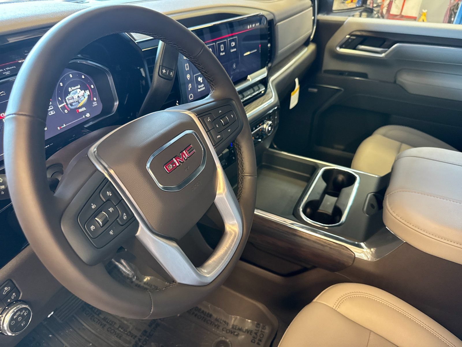 New 2026 GMC Sierra 2500 SLT w/ SLT Premium Package AWD/4WD image 9