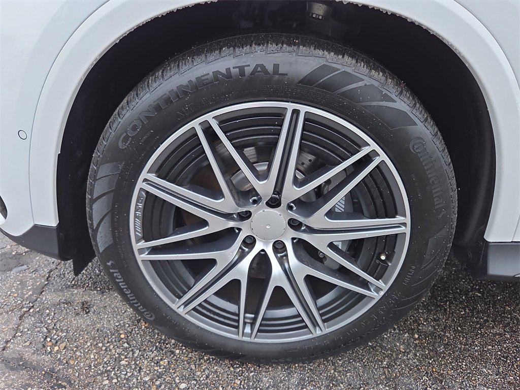 New 2025 Mercedes-Benz GLC 63 AMG S image 9