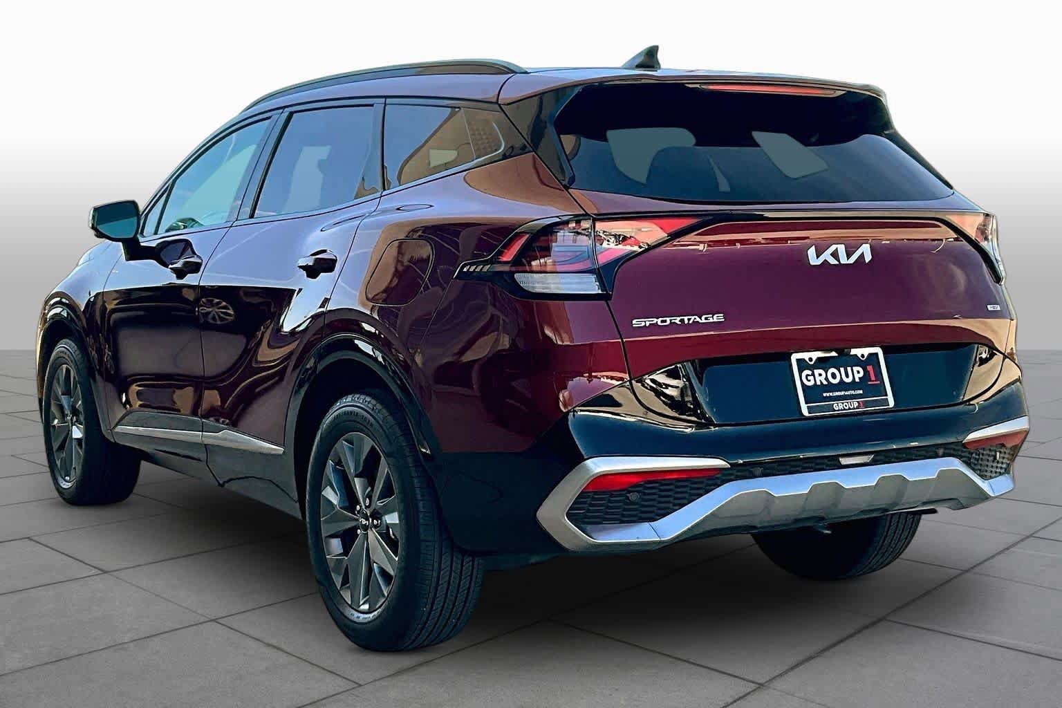 Used 2025 Kia Sportage SX Prestige image 11