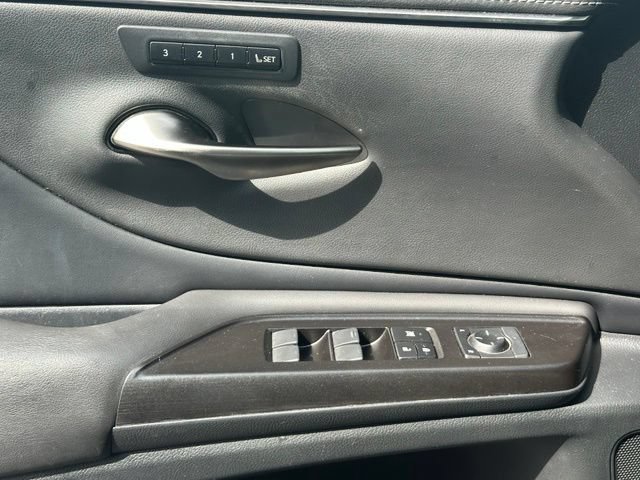 Used 2019 Lexus ES 350 w/ Premium Package FWD image 27