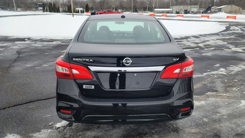 Used 2019 Nissan Sentra SV image 10