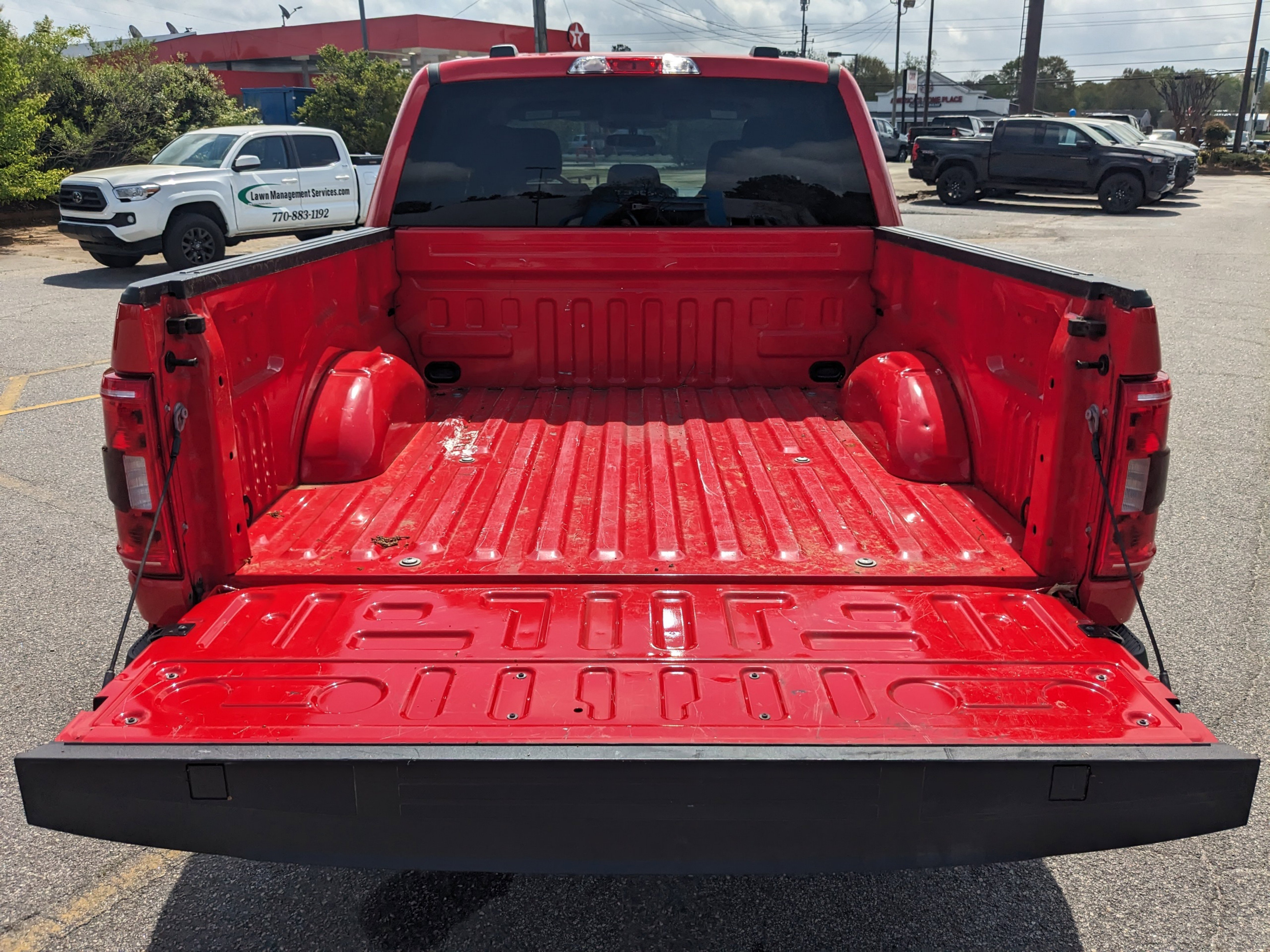 Used 2023 Ford F150 XLT image 13