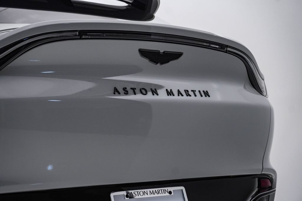 Used 2023 Aston Martin DBX AWD/4WD image 12
