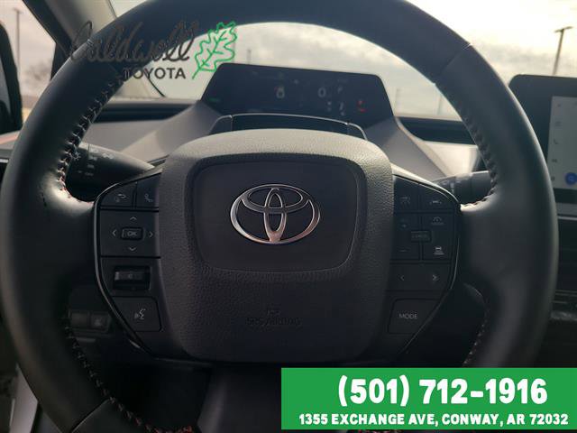 Used 2024 Toyota Prius Prime SE image 12