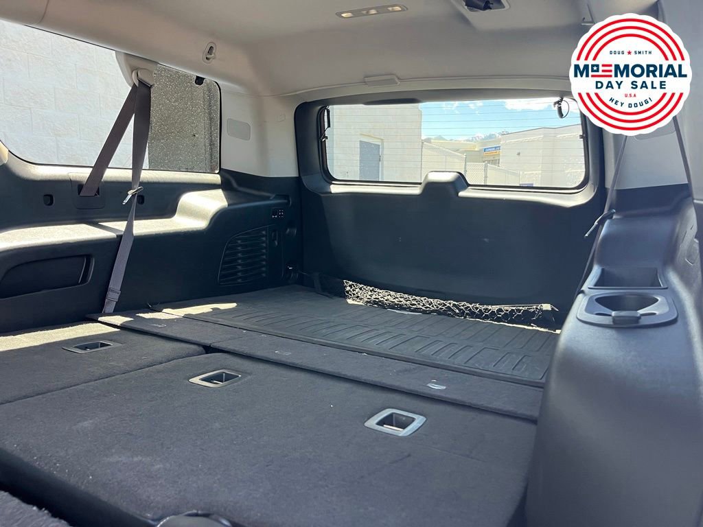Used 2016 Chevrolet Suburban LTZ AWD/4WD image 32