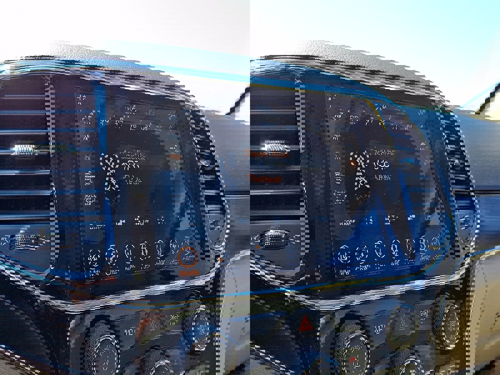 Used 2020 Jeep Grand Cherokee Limited w/ Luxury Group II image 19