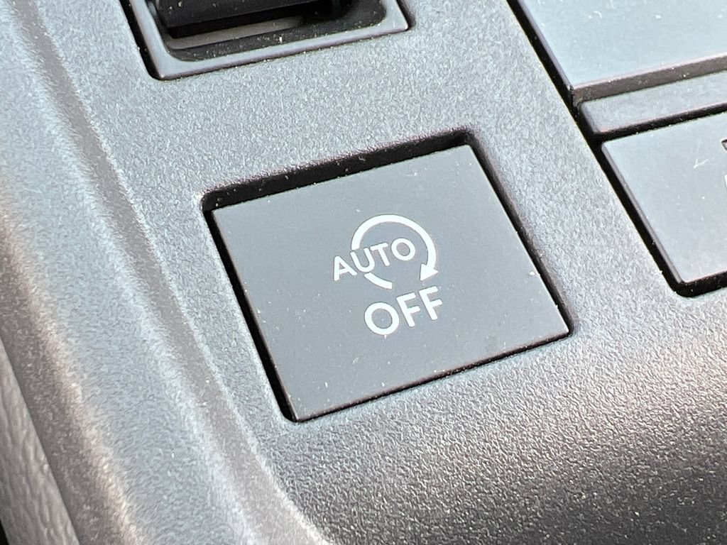 New 2026 Nissan Sentra SV w/ SV Convenience Package FWD image 24