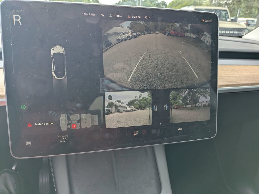 Used 2022 Tesla Model Y Long Range AWD/4WD image 21