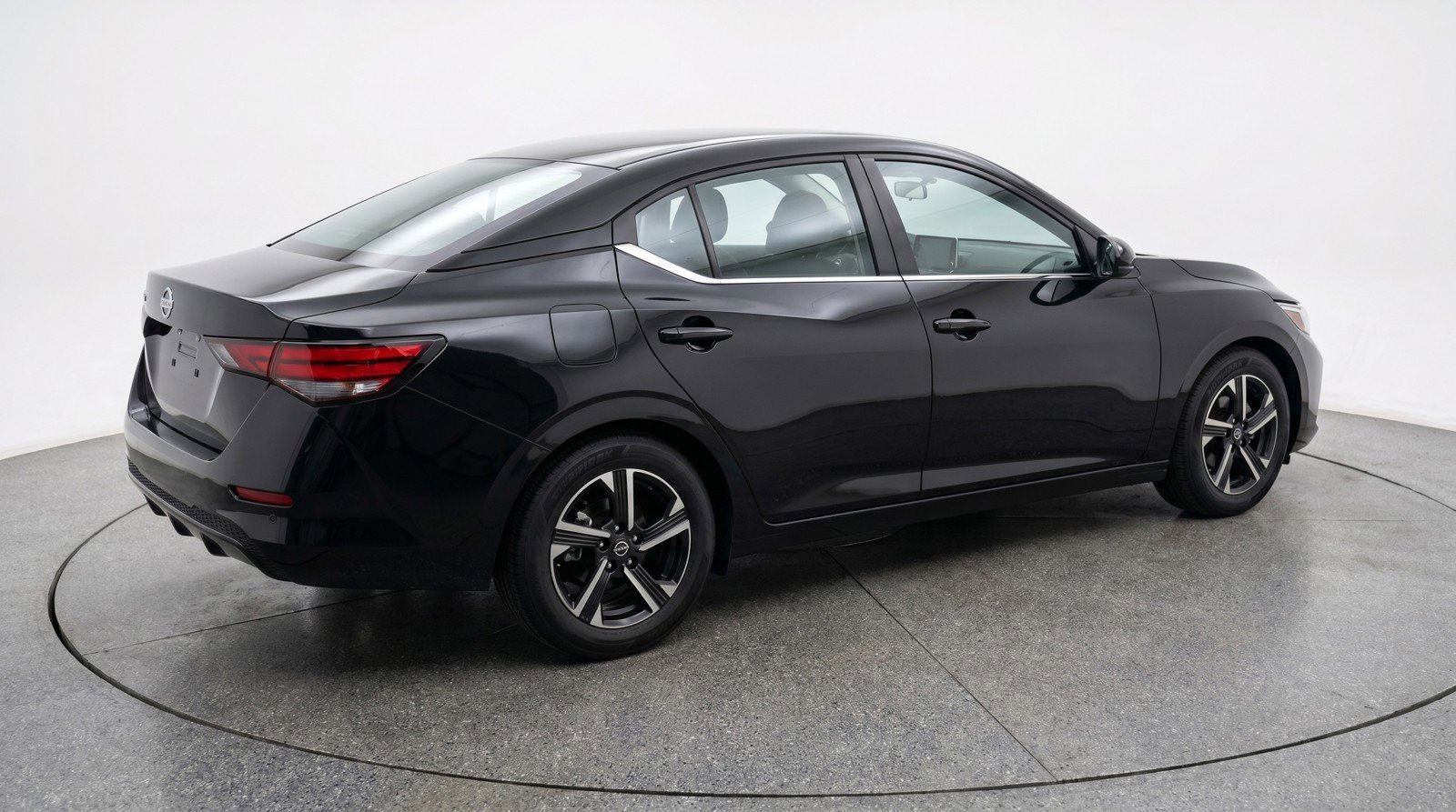 Used 2025 Nissan Sentra SV FWD image 7