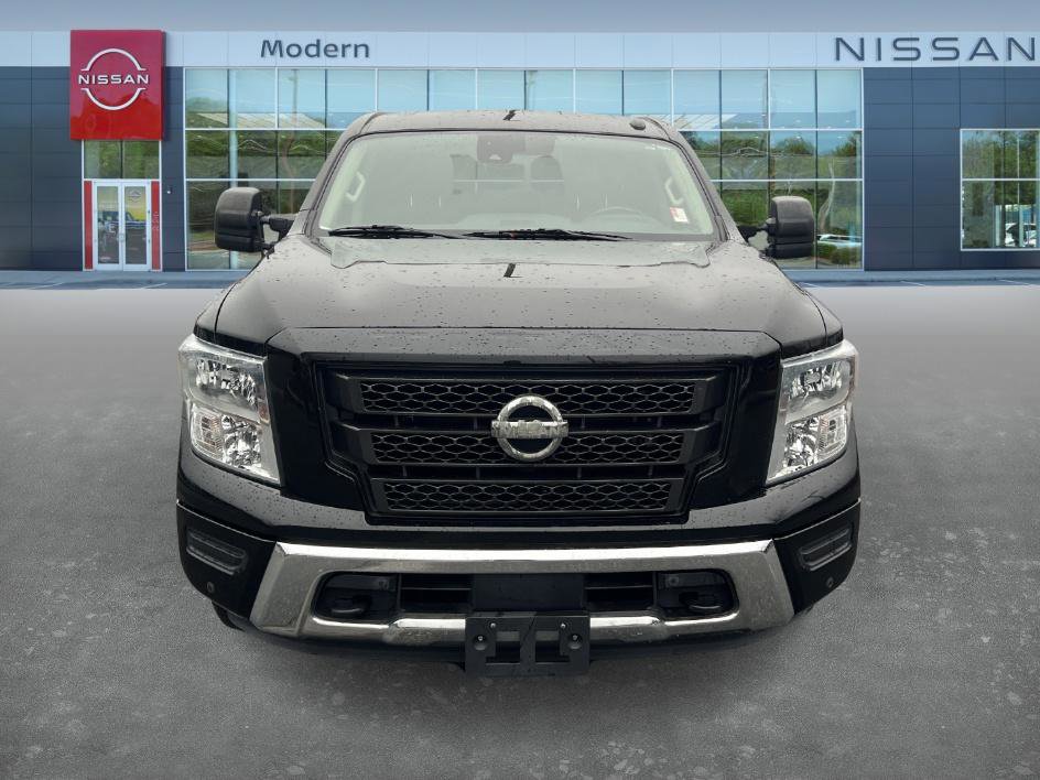 Certified 2021 Nissan Titan SV w/ SV Convenience Package image 2