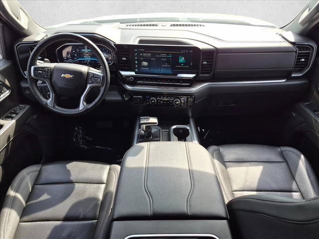 Used 2023 Chevrolet Silverado 1500 LTZ w/ LTZ Premium Package AWD/4WD image 15