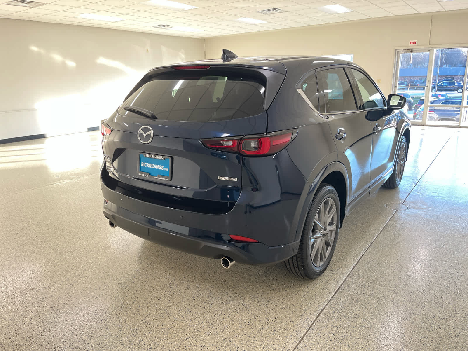 Used 2025 MAZDA CX-5 AWD 2.5 S w/ Premium Plus Pkg image 5