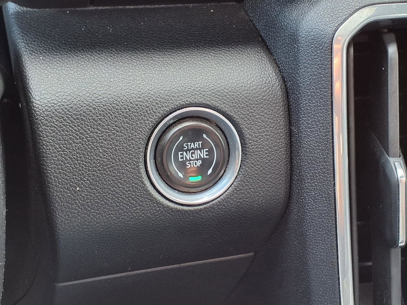 Used 2025 GMC Acadia Elevation w/ Elevation Premium Package image 15