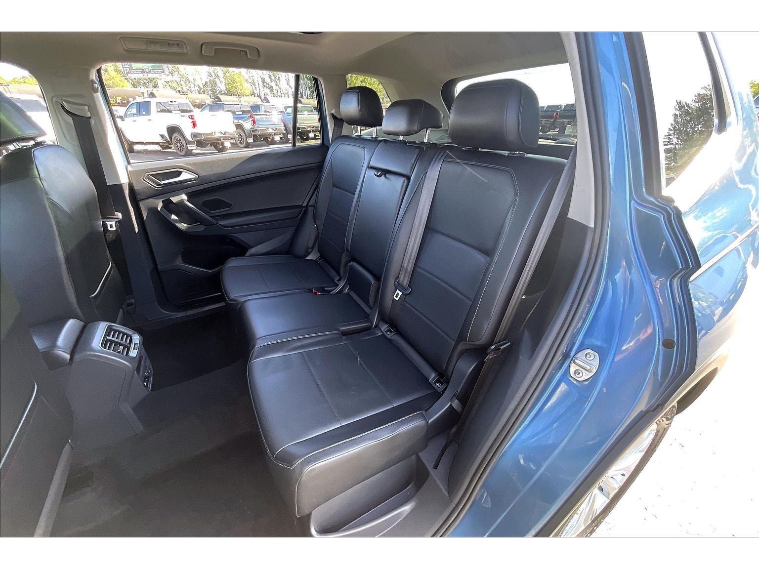 Used 2019 Volkswagen Tiguan SE AWD/4WD image 28