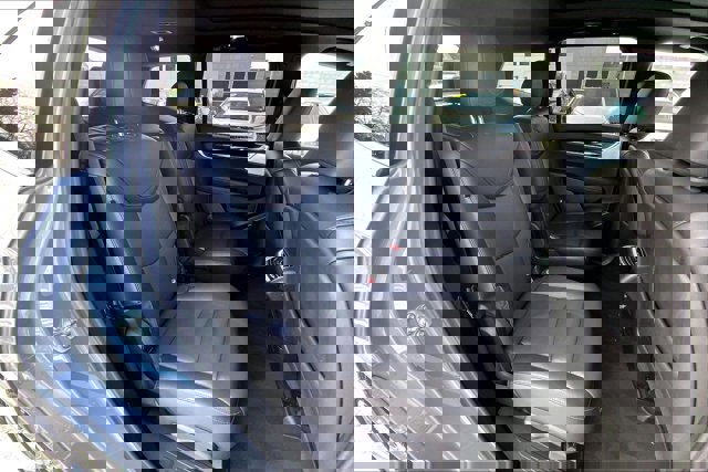 Used 2025 Cadillac XT6 Premium Luxury image 27