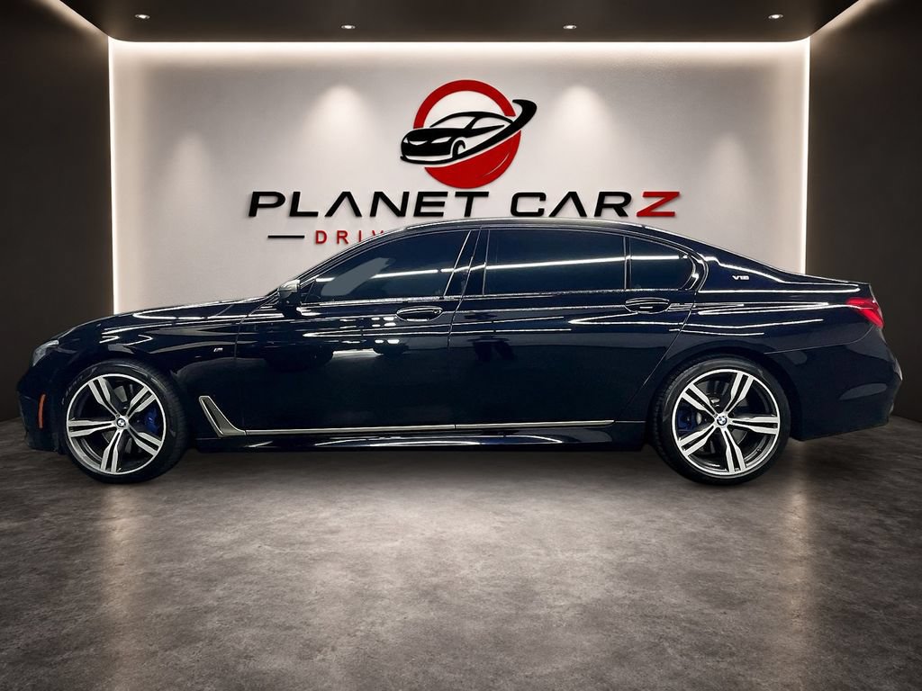 Used 2018 BMW M760i xDrive AWD/4WD image 8