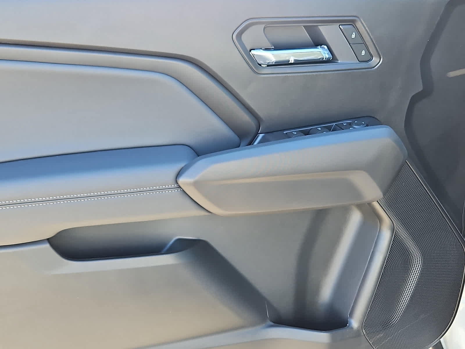 New 2026 Chevrolet Colorado LT RWD image 10