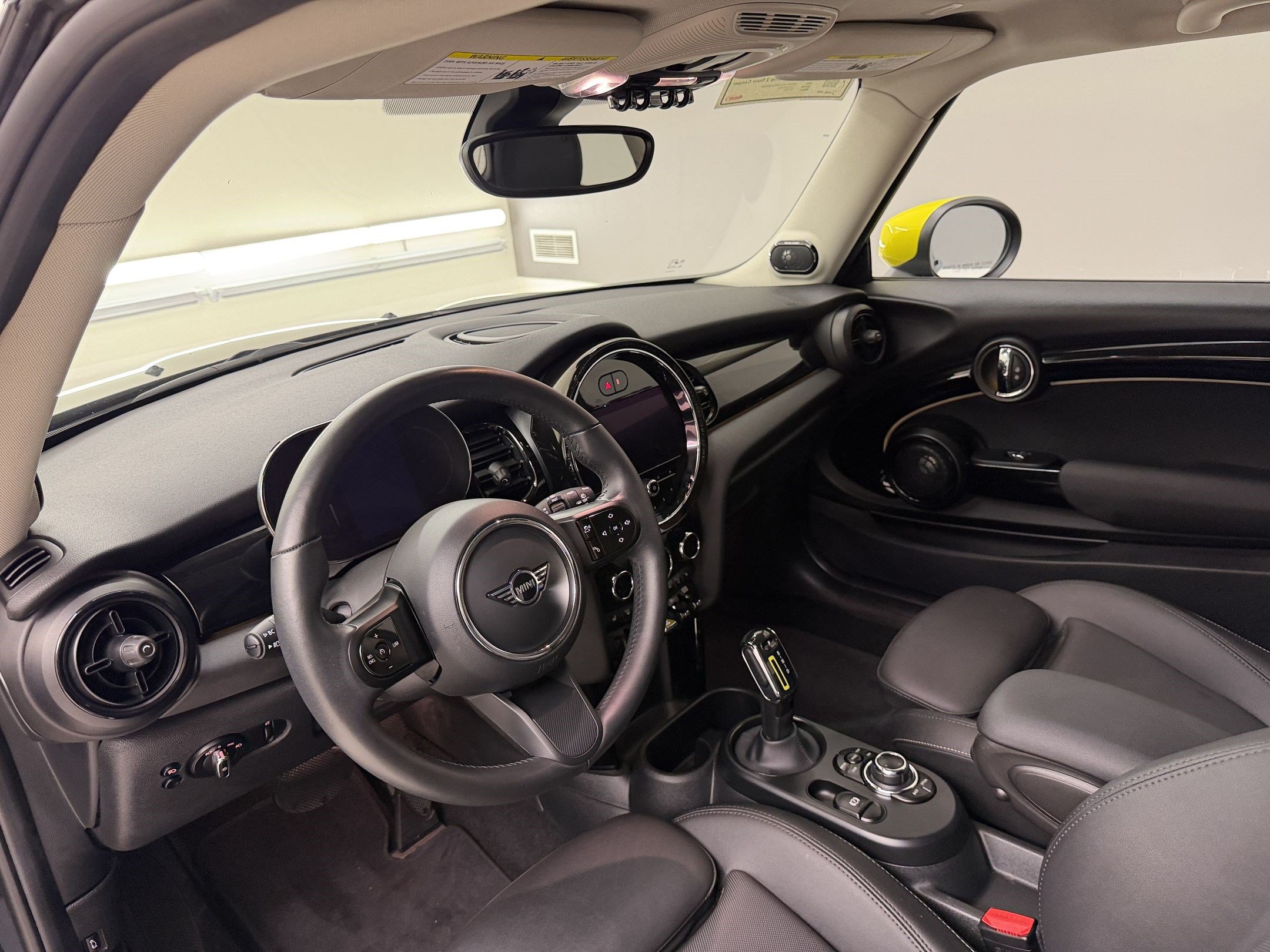 Certified 2024 MINI Cooper SE FWD image 4