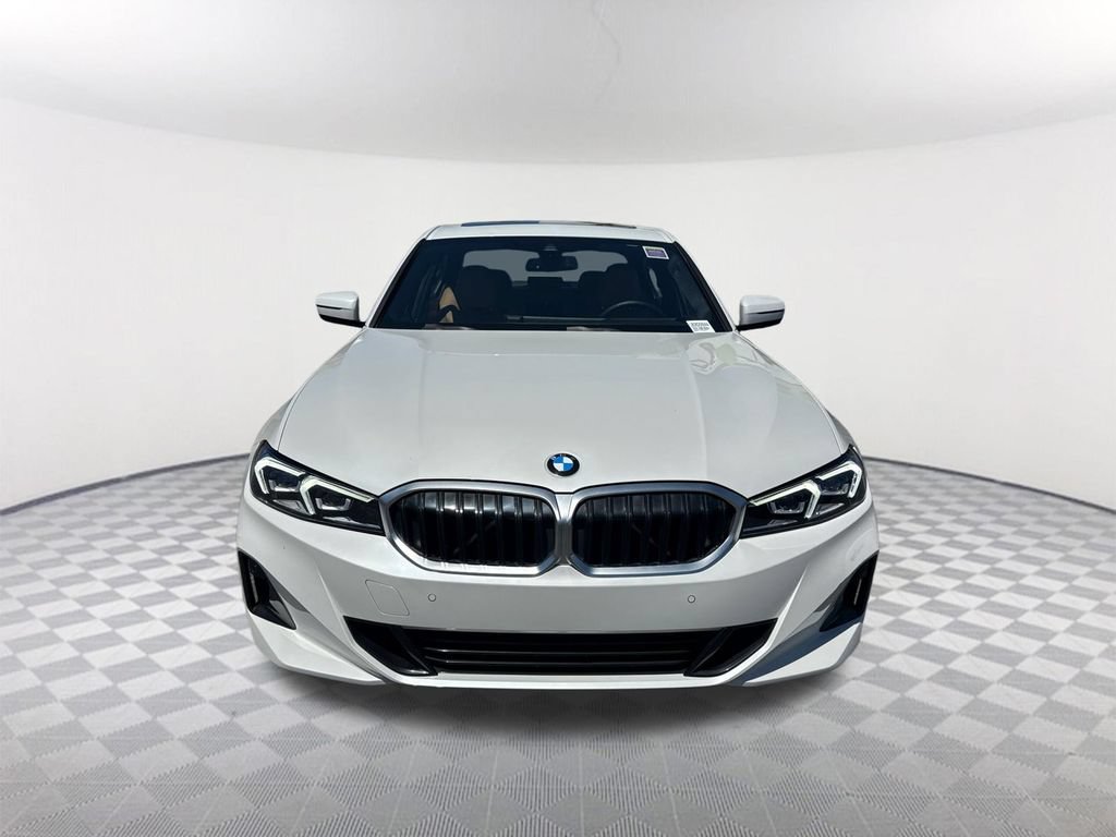 Used 2023 BMW 330i Sedan w/ Convenience Package RWD image 2